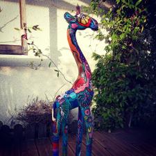 Girafe 2, acrylique sur sculpture en bois, hauteur 1m20